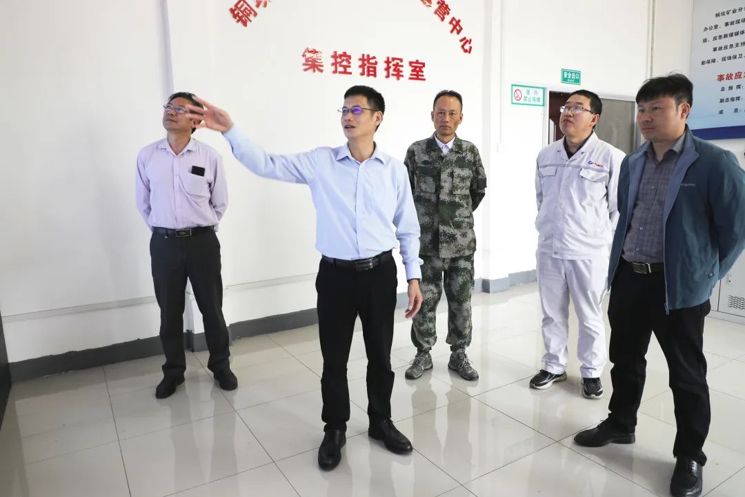 蔡勇以“四不兩直”方式檢查督導“五一”期間安全生產工作